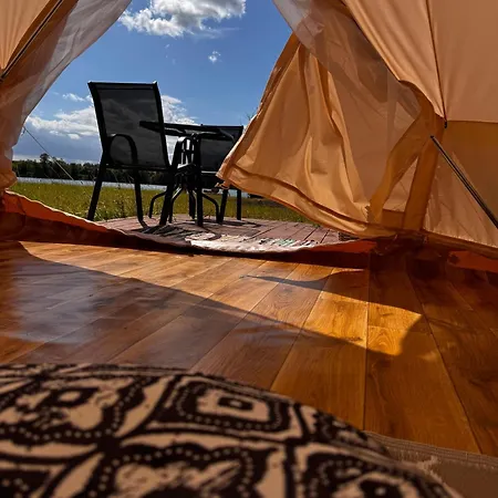 Luxury tent New Generation Camp *